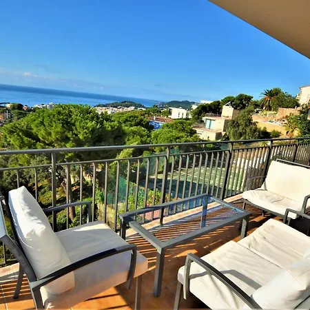 Flores 8 Personas Holiday home