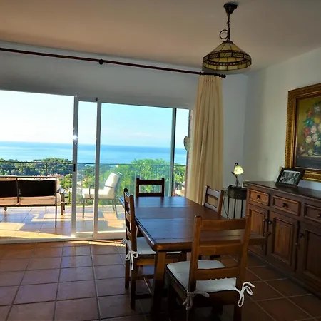 Flores 8 Personas Lloret de Mar