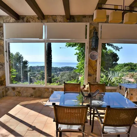 Flores 8 Personas Vakantiehuis *