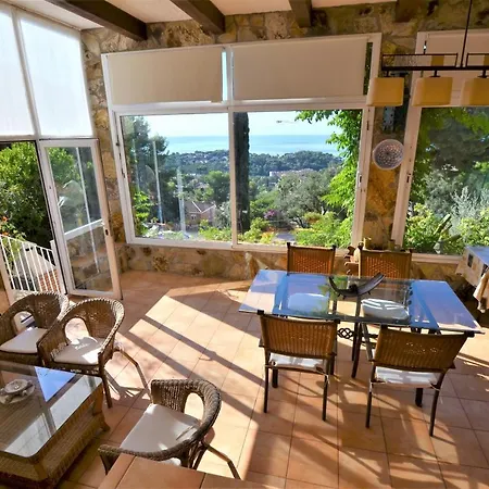 Flores 8 Personas Lloret de Mar