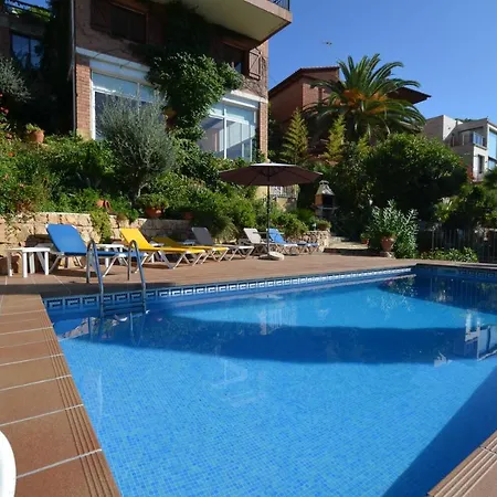 Vakantiehuis Flores 8 Personas *