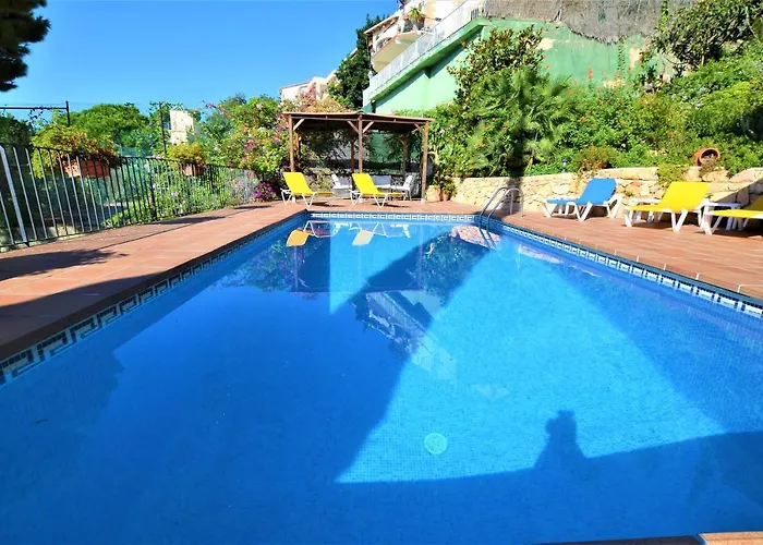 Vakantiehuis Flores 8 Personas *