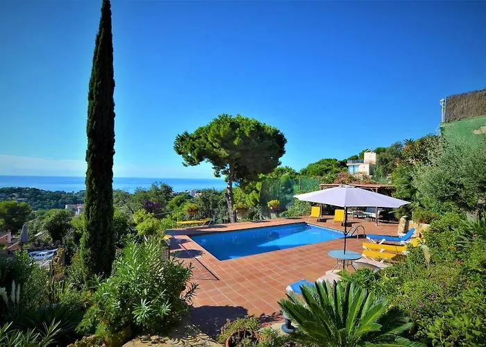 Vakantiehuis Flores 8 Personas *